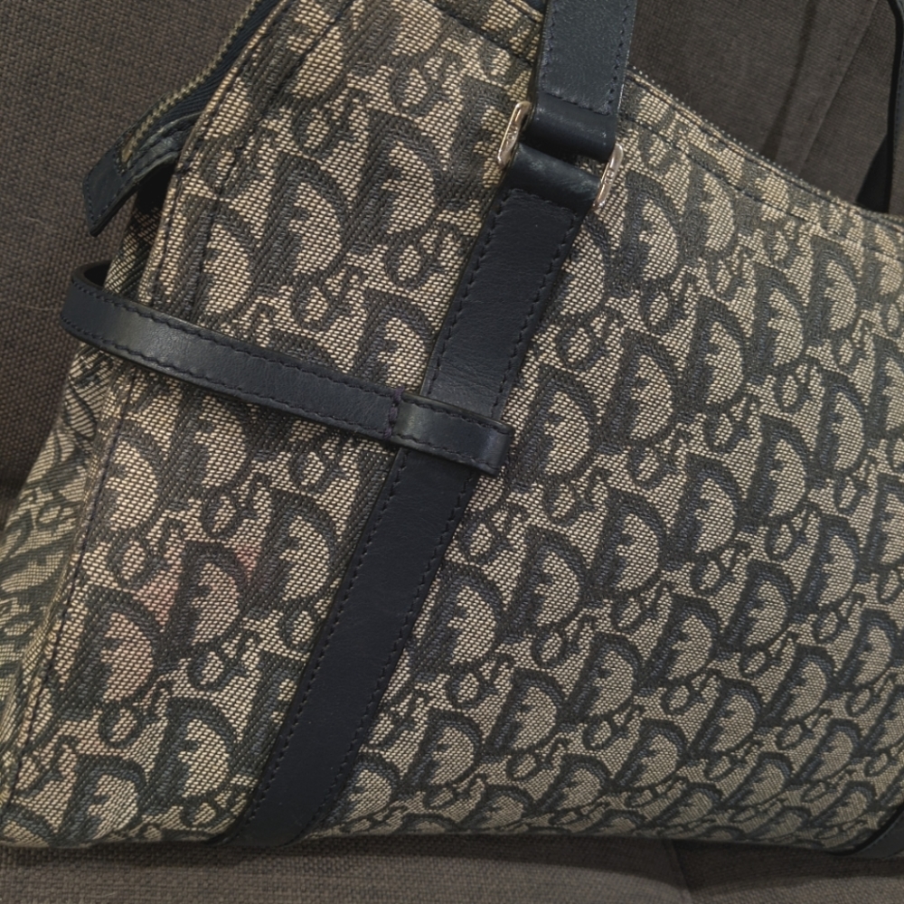 DIOR Diorissimo Trotter Charm Bag - Picture 11 of 14